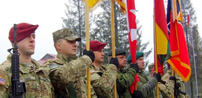 На Львовщине начались учения с участием инструкторов стран НАТО - Фото