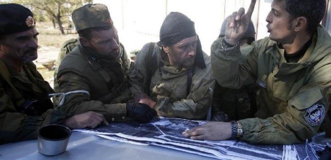 ИС: Террористы ДНР режут на металлолом оборудование фабрик - Фото