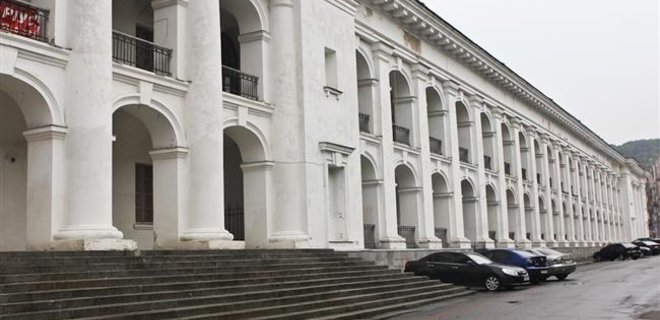 Суд вернул Гостиному двору статус памятника архитектуры - Фото