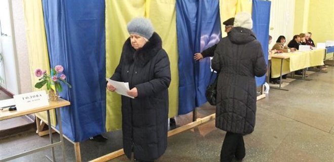 Явка на выборах в Мариуполе и Красноармейске превысила 36%  - Фото