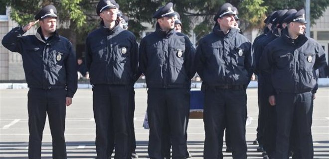 Кабмин обнародовал оклады в Национальной полиции - Фото