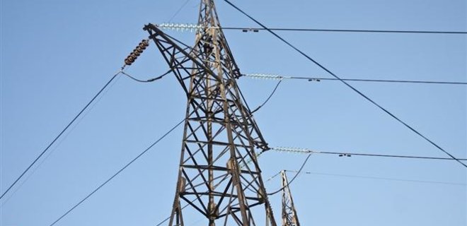 Был свет, да нет: на ЛЭП в Крым резко упала мощность сети - Фото