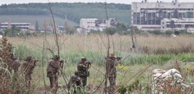 Сегодня наемники активно обстреливали силы АТО под Донецком - Фото