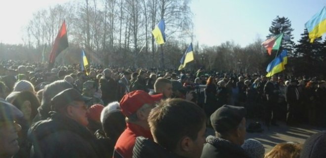 Протесты в Кривом Роге: Милобог призвал участников ехать в Киев - Фото