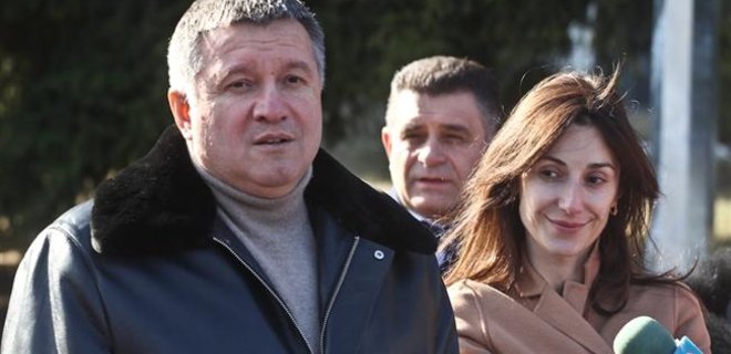 Аваков плеснул водой в лицо Саакашвили и посоветовал 
