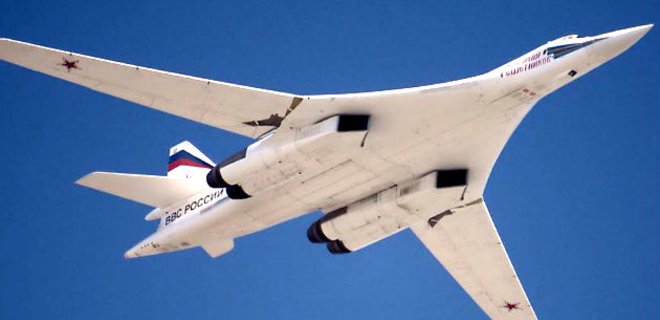 РФ хочет отказаться от украинских деталей бомбардировщика Ту-160 - Фото