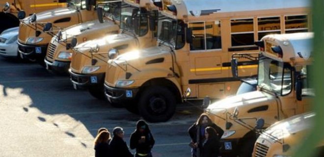 Все школы Лос-Анджелеса закрыли из-за угрозы теракта - Фото