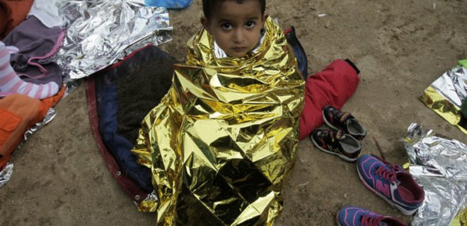 У берегов Греции затонула лодка с мигрантами: погибли 5 детей - Фото