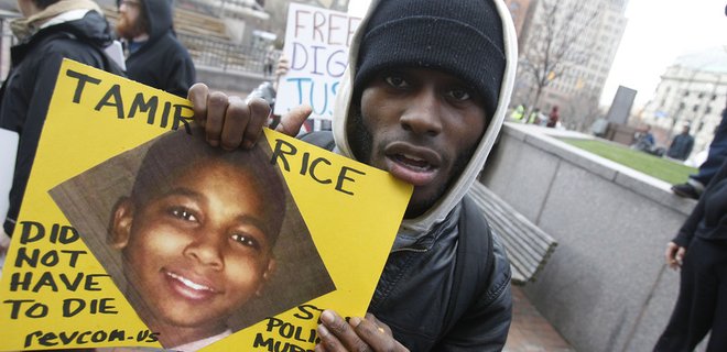 В США оправдали полицейских, застреливших 12-летнего подростка - Фото