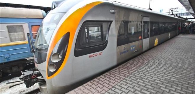Укрзализныця планирует запустить новый поезд Киев-Сумы - Фото