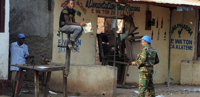 Миротворцев ООН в Африке обвиняют в сексуальных преступлениях - Фото