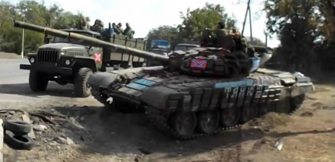 На Донетчине боевики обстреляли из танков опорный пункт сил АТО - Фото