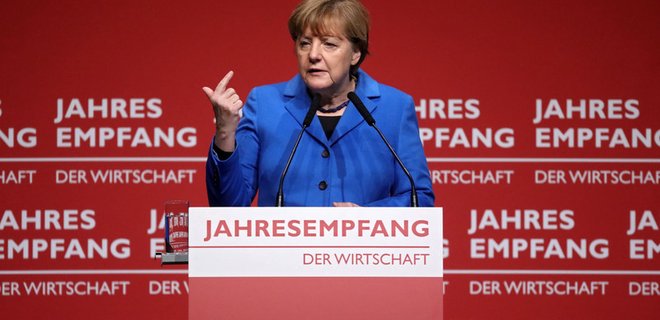 Меркель: Без открытых границ в Европе не будет и зоны евро - Фото
