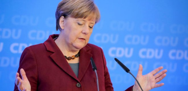 Меркель признала: ситуация с мигрантами вышла из-под контроля - Фото