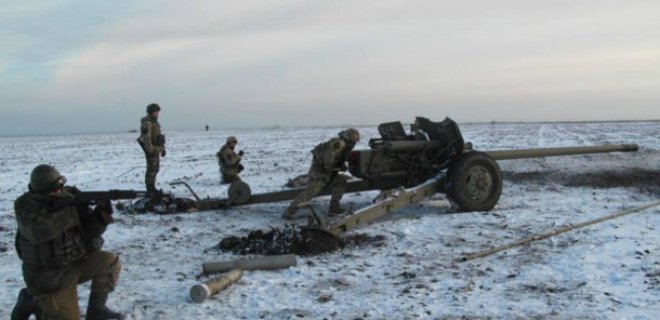 За сутки боевики 15 раз обстреляли позиции АТО в Донбассе - штаб - Фото