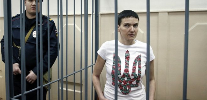 В РФ запретили фотографировать Савченко на судилище в Ростове - Фото