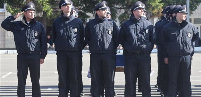 В Днепропетровске 17 января начнет работу патрульная полиция - Фото