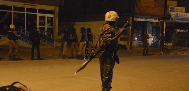 Атака террористов в Буркина-Фасо: найдены 10 тел - Фото