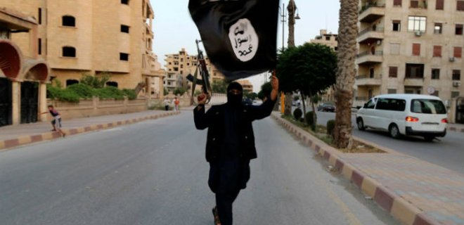 Террористам ИГ в Сирии урезали выплаты наполовину - Фото