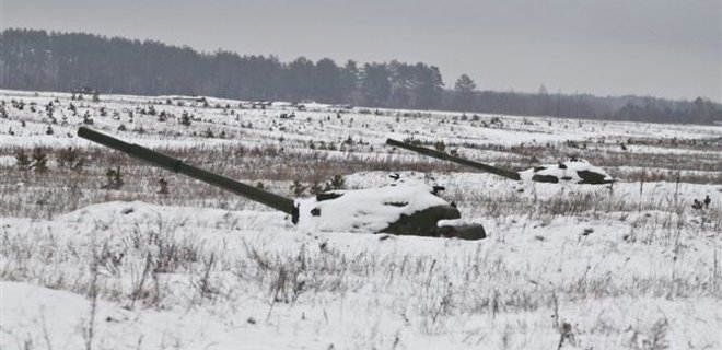 В Одесской области военные подключились к борьбе со снегом - Фото