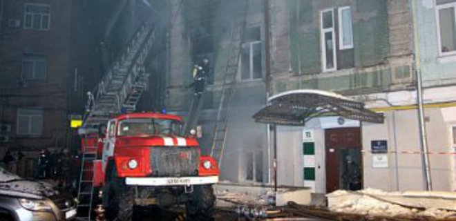 Пожар в Киеве расследуют как умышленное уничтожение имущества - Фото
