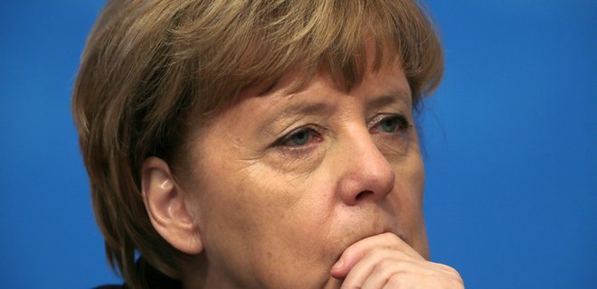 Против Меркель подан иск в Конституционный суд - СМИ - Фото