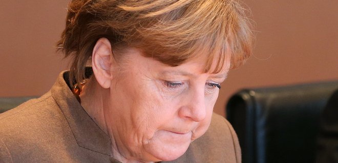 В ФРГ падает рейтинг партии Меркель и усиливаются евроскептики - Фото