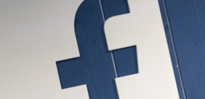 Facebook запретит пользователям продавать оружие в соцсети - Фото