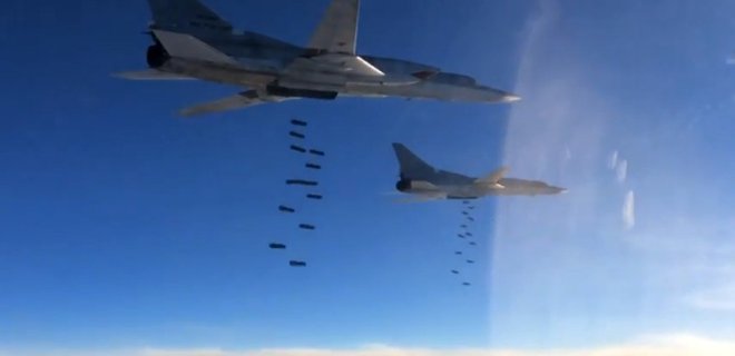 Военная авиация России обстреляла гумконвой в Сирии: есть жертвы - Фото