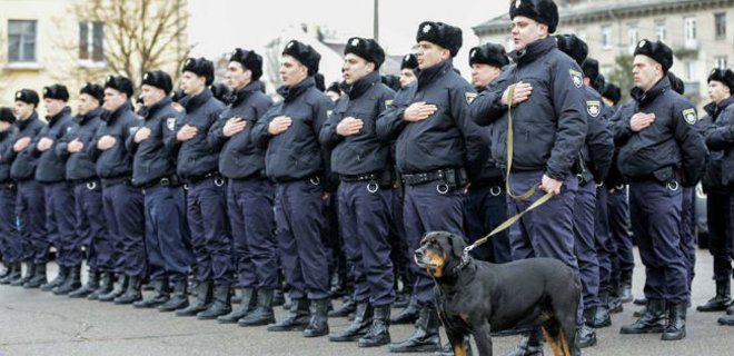 В городах и селах будут работать 12 тысяч полицейских - Аваков - Фото