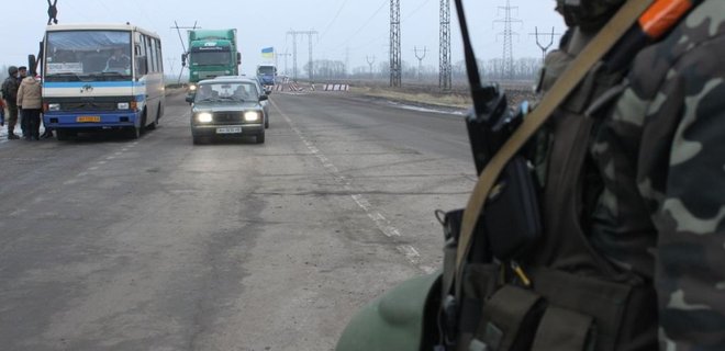 Жителям Донецка доставят 200 тонн гуманитарной помощи - Фото