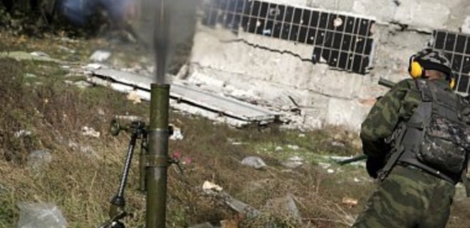 Террористы устроили провокацию: обстреляли Марьинку и Донецк - Фото