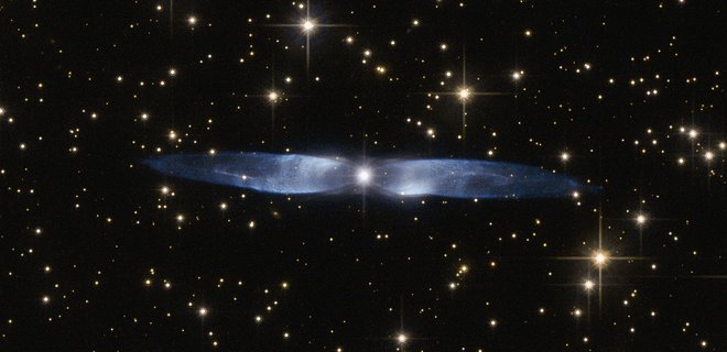 Телескоп Hubble сделал снимок крыльев планетарной туманности  - Фото