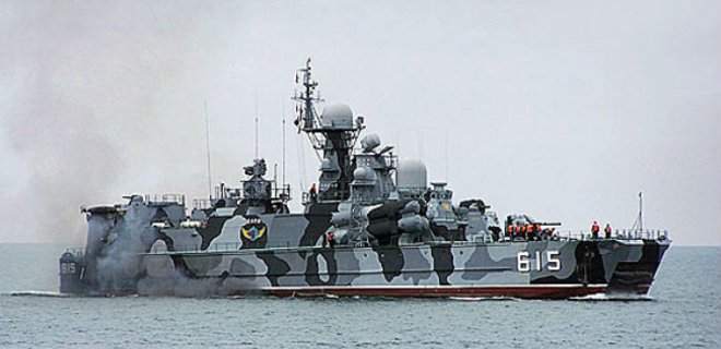 Россия начала военные учения в Черном и Каспийском морях - Фото
