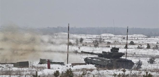 За день гибридная армия РФ 24 раза открывала огонь в зоне АТО - Фото