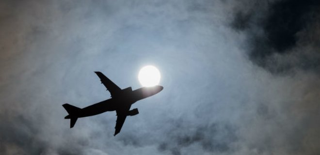 ИКАО запретила перевозить в багаже аккумуляторы для смартфонов - Фото