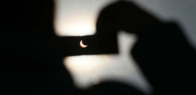 9 марта жители Земли имеют шанс увидеть полное солнечное затмение - Фото