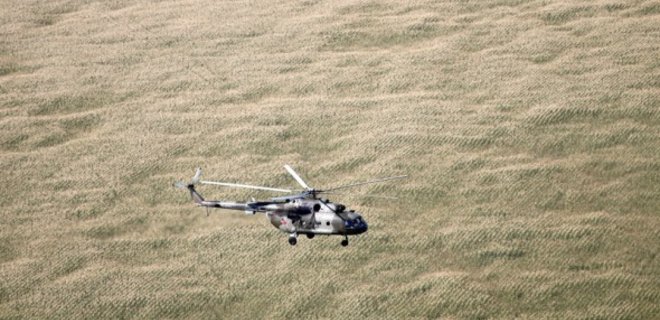 Погранслужба зафиксировала вертолеты РФ на админгранице с Крымом - Фото