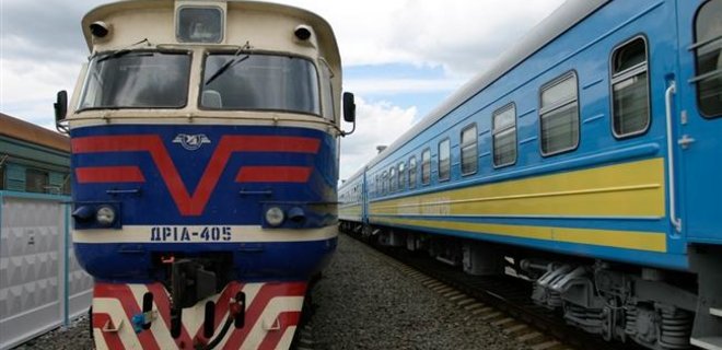 УЗ не будет отменять ночные поезда в Одессу и Львов - Фото