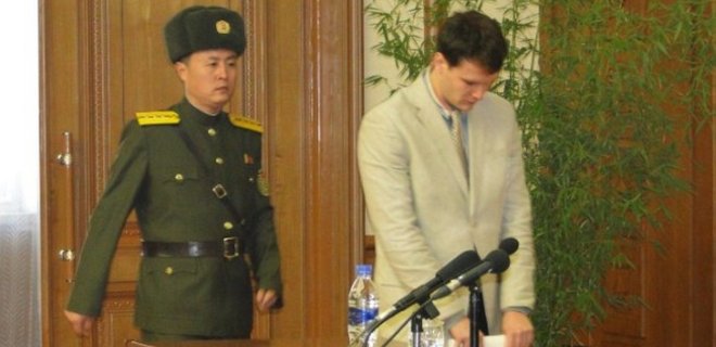 США призвали КНДР помиловать приговоренного к 15 годам студента - Фото