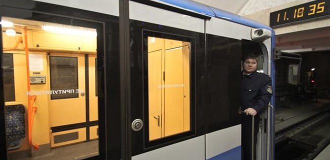 В метро Киева усилили меры безопасности из-за терактов в Брюсселе - Фото