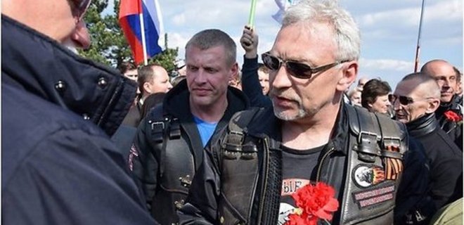 В Латвии задержан и будет выдворен один из байкеров Путина - СМИ - Фото