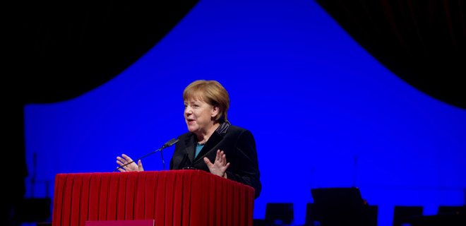 Меркель призвала создать вокруг ЕС зону стабильности и мира - Фото