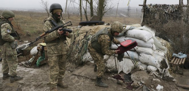АТО: ранены пятеро бойцов, по Авдеевке стреляют из минометов - Фото