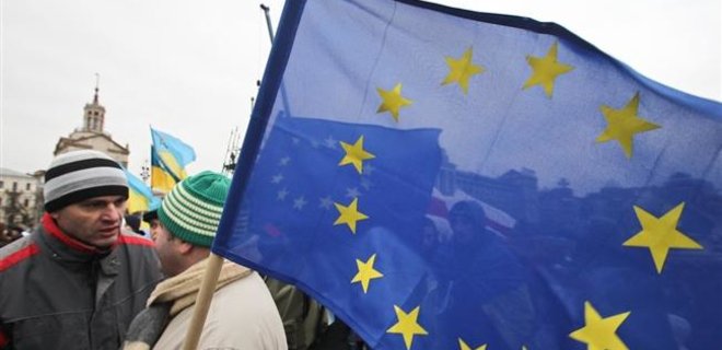 Украина и ЕС: Еврокомиссия может предложить отмену виз 14 апреля - Фото