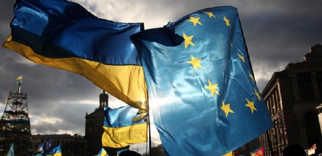 Украина вряд ли выдержит третий Майдан - FT - Фото