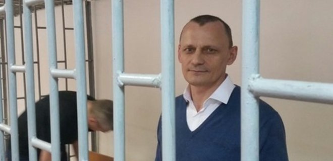 Навязанный Карпюку адвокат отказался от участия в деле - Фото