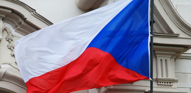 Чехия увеличит штат сотрудников в консульствах в Украине - Фото