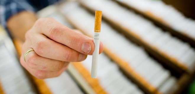 Последняя в Британии табачная фабрика прекратила работу - Фото