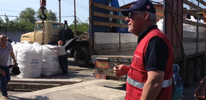 Швейцария направила два конвоя гуманитарной помощи в Донбасс - Фото